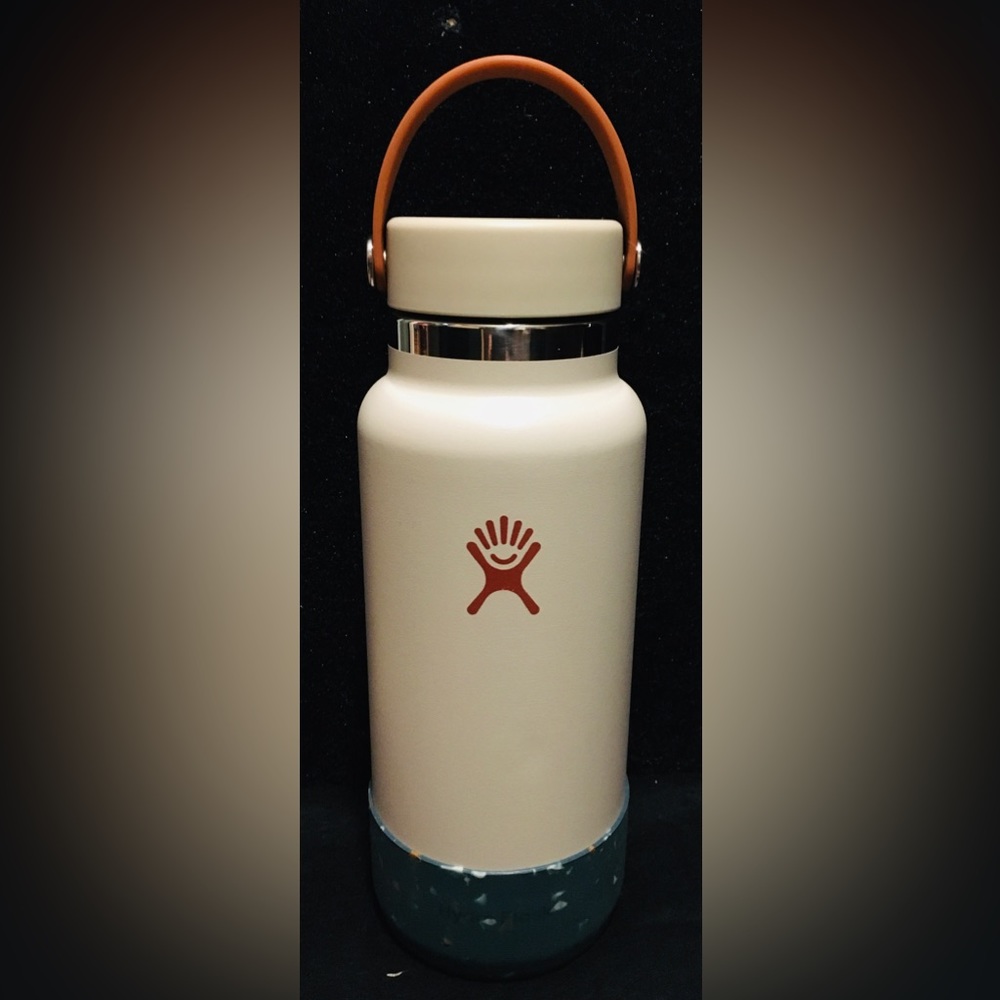 LIMITED EDITION ‘sandstone’ Hydro Flask